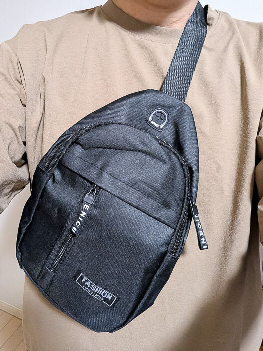 クラシック クロスボディ スリングバッグ