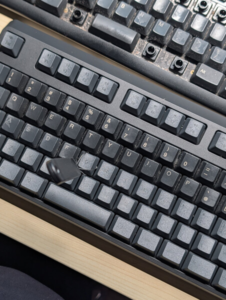 REALFORCE R4にRC1用キーキャップを付けてみた話